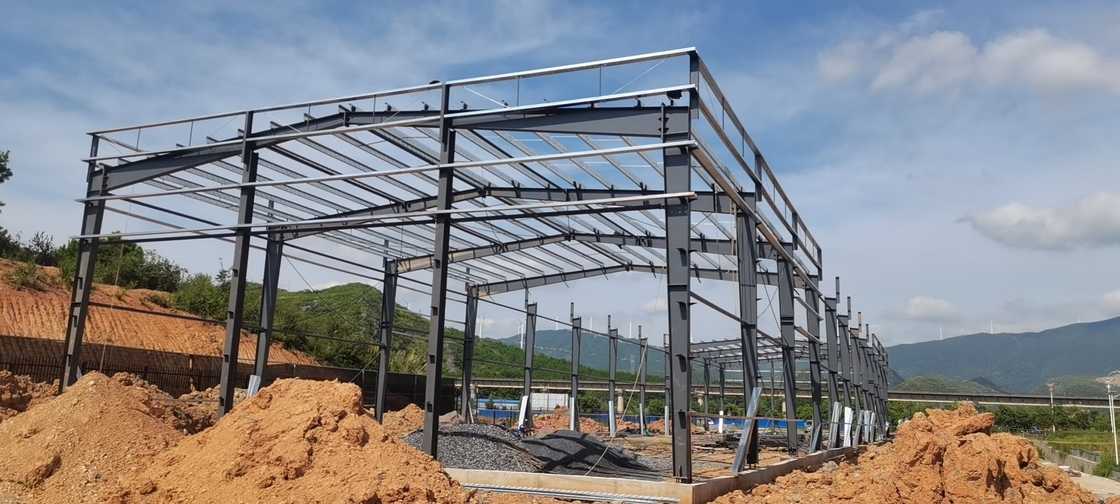 গরম ডাম্প গ্যালভানাইজড প্রিফ্যাব্রিকেটেড স্টিল কাঠামো ধাতু উপাদান গুদাম ভবন কর্মশালার জন্য
